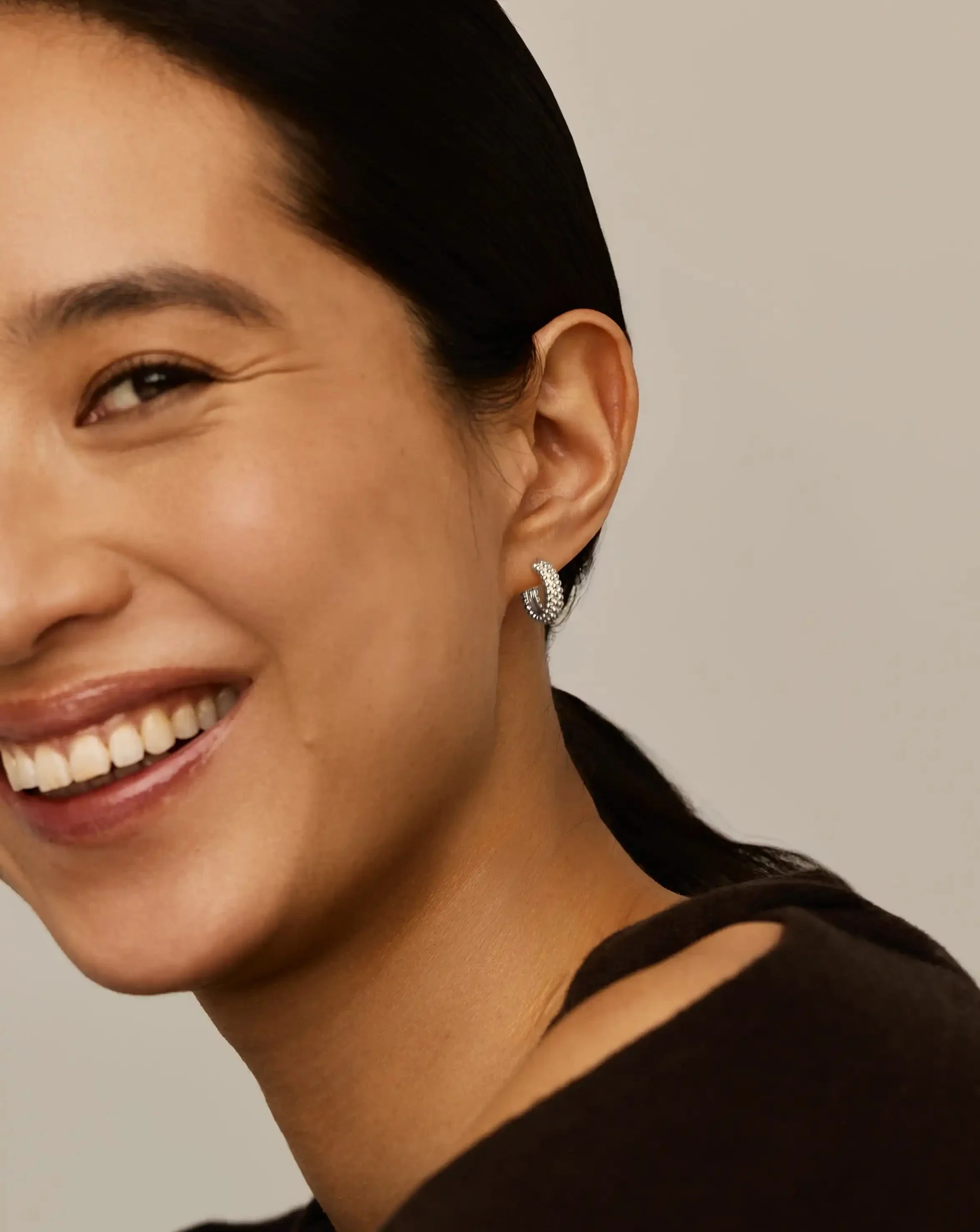 Mini Baya Hoop Earrings - Image 3