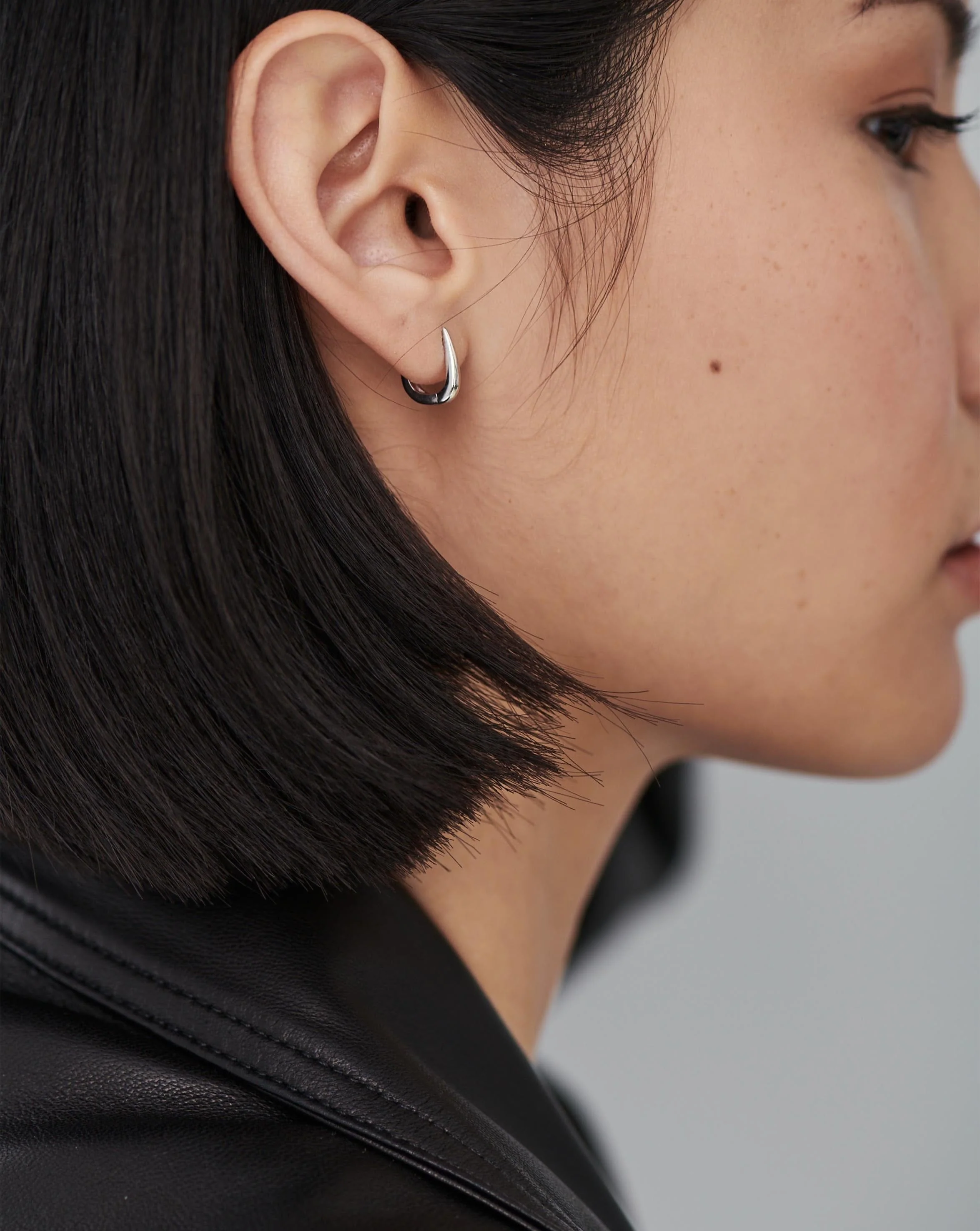 Solid Gold Claw Huggies | 14k White Gold - Image 3