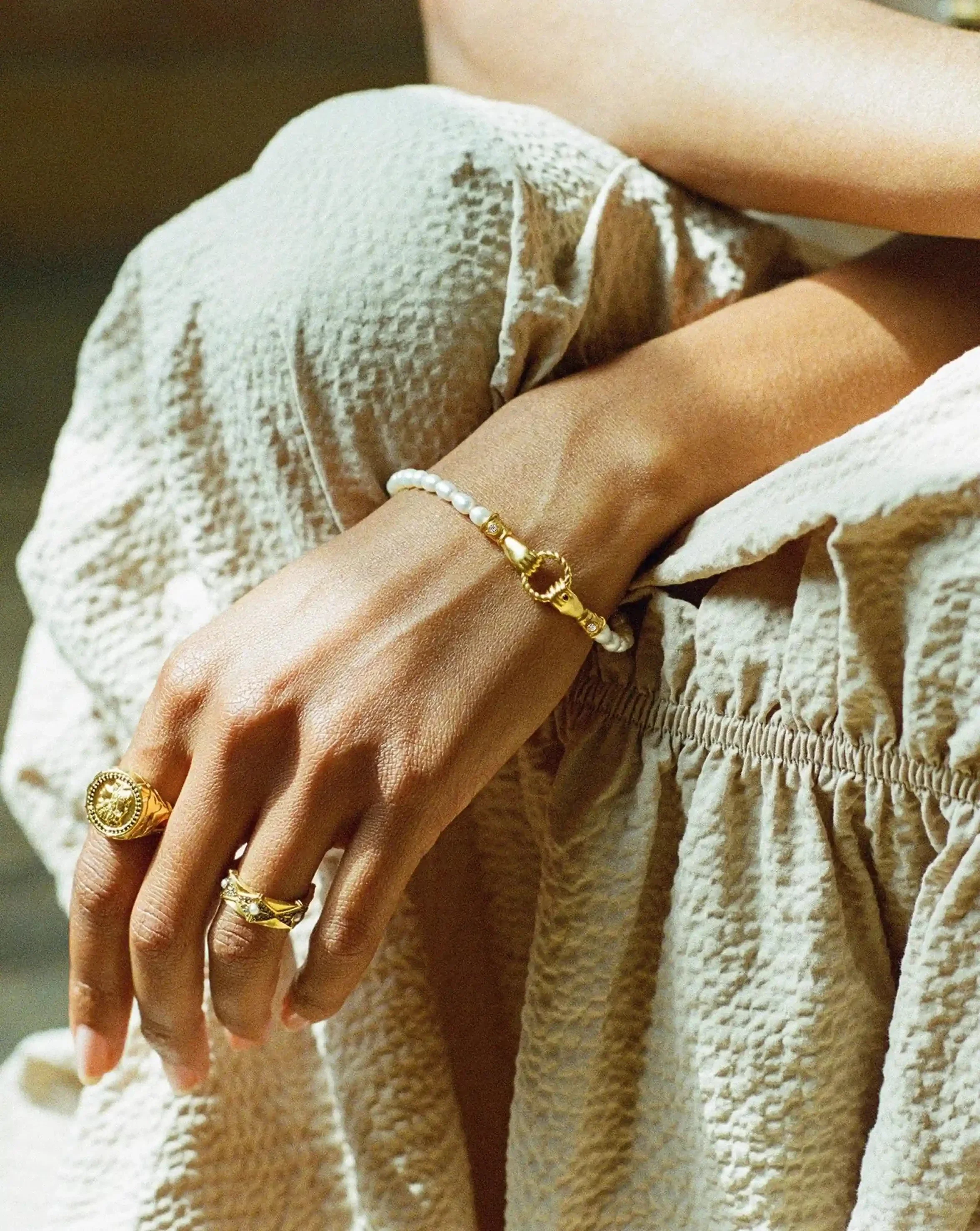 Harris Reed In Good Hands Pearl Bracelet | 18k Gold Plated/Pearl & Black Onyx - Image 3