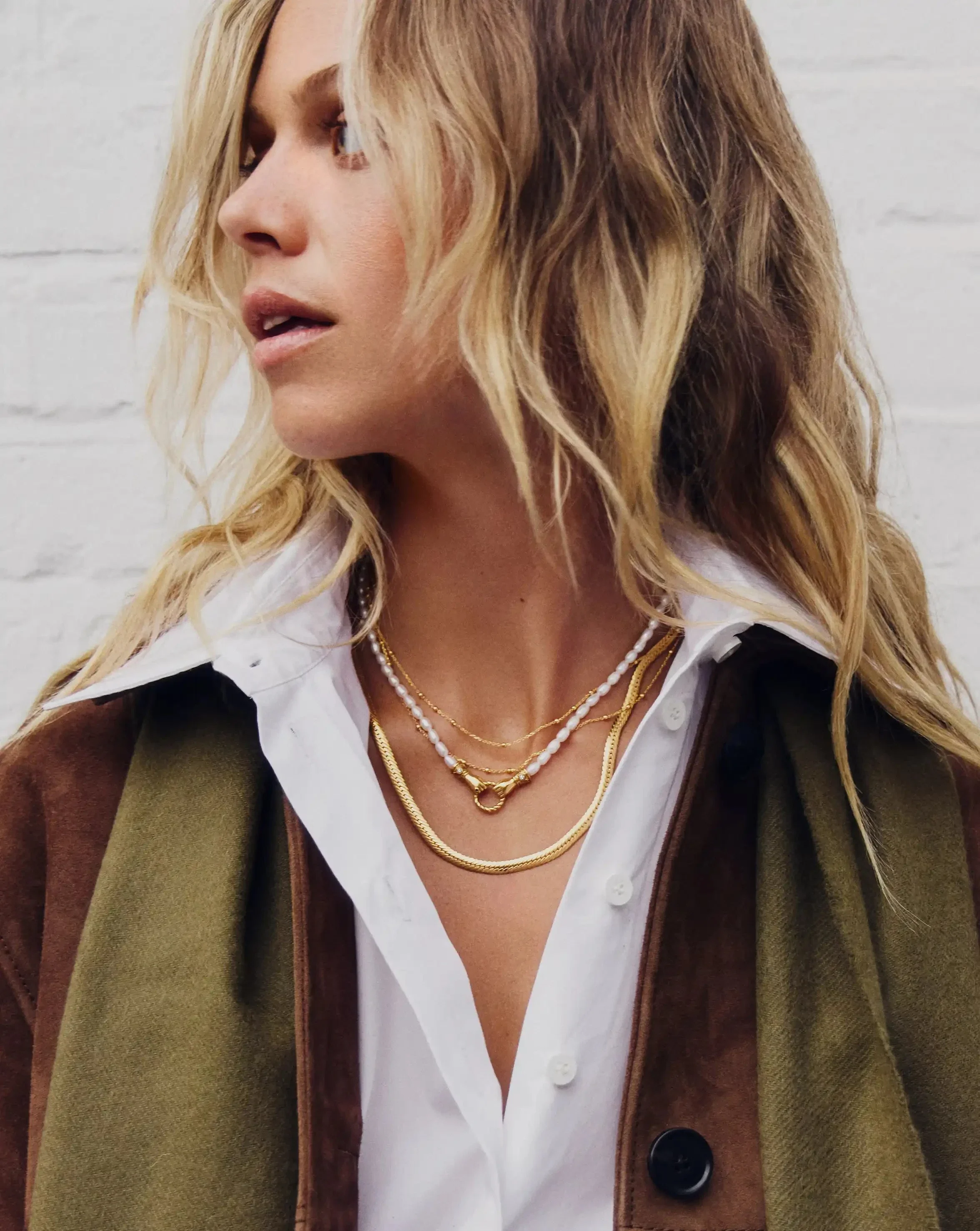 Harris Reed In Good Hands Pearl Pendant Necklace | 18k Gold Plated/Pearl & Black Onyx - Image 3