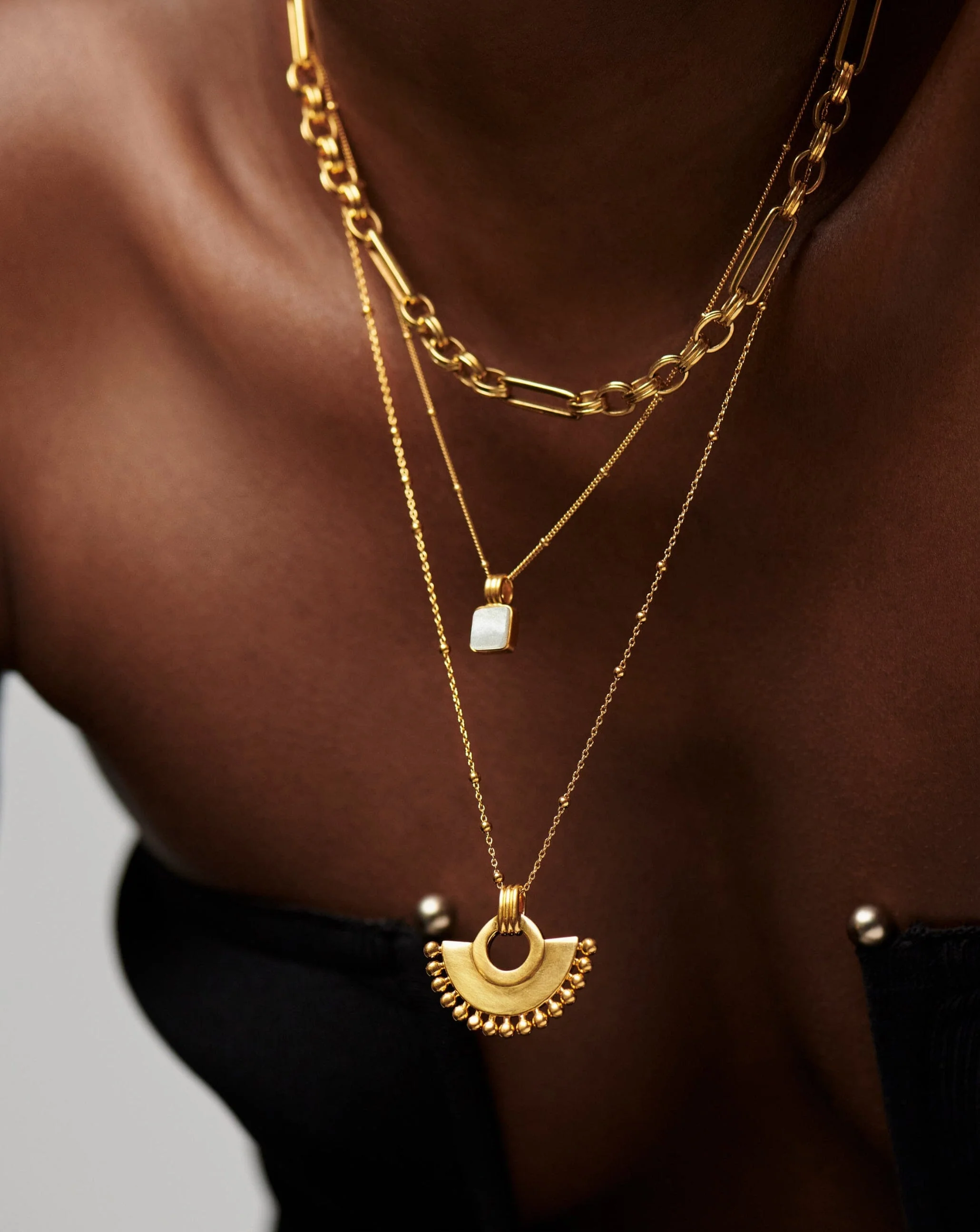 Lucy Williams Square Mother of Pearl Necklace - Image 6